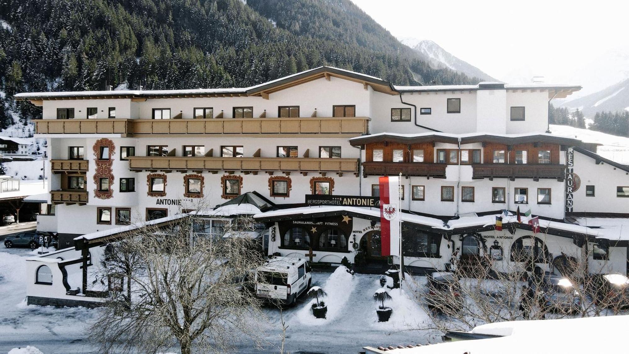 Bergsporthotel Antonie Gries im Sellrain Exterior foto