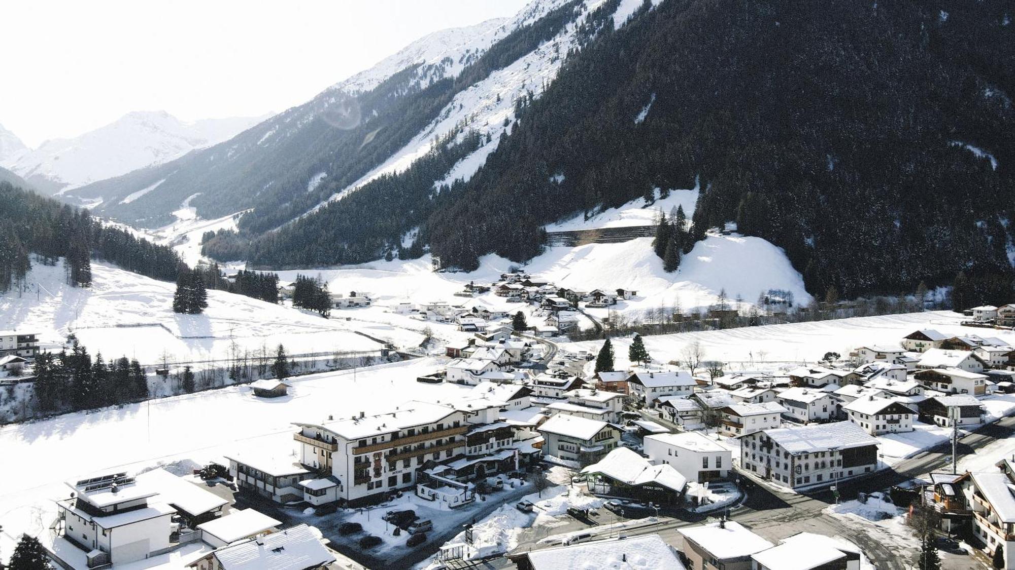 Bergsporthotel Antonie Gries im Sellrain Exterior foto