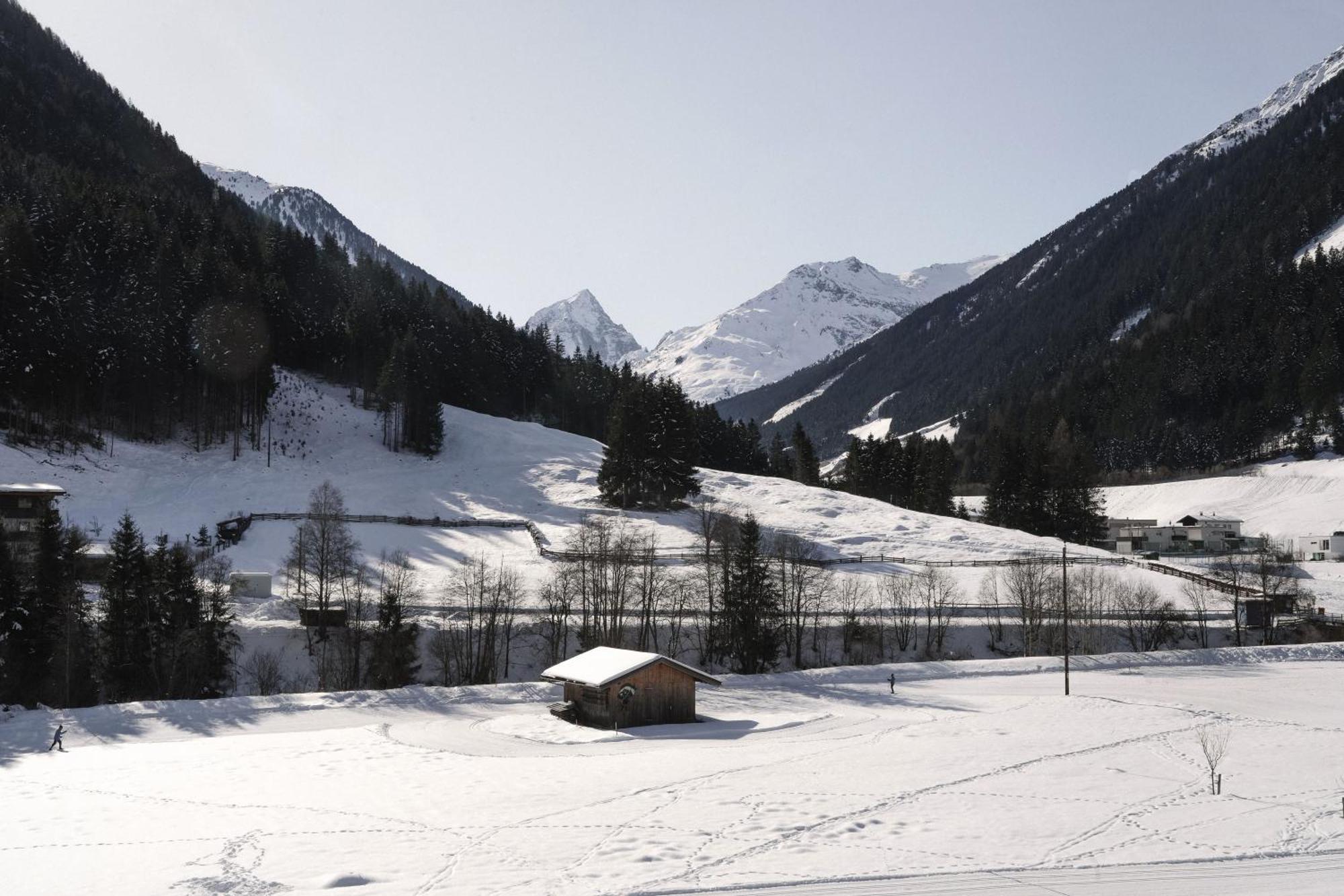 Bergsporthotel Antonie Gries im Sellrain Exterior foto