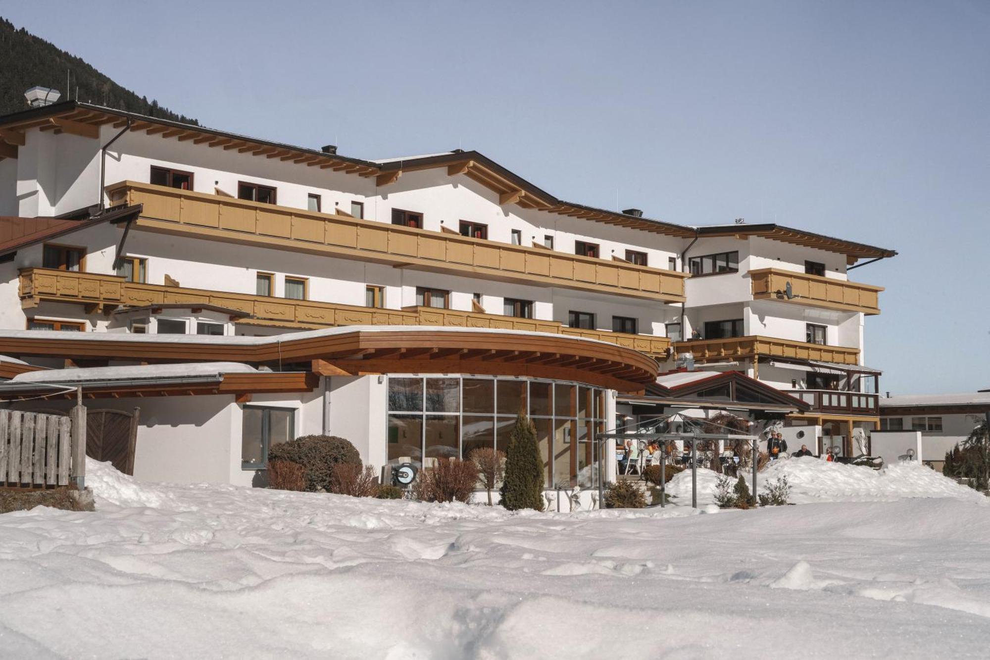 Bergsporthotel Antonie Gries im Sellrain Exterior foto